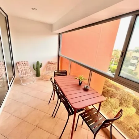 Nest With Sea View In *